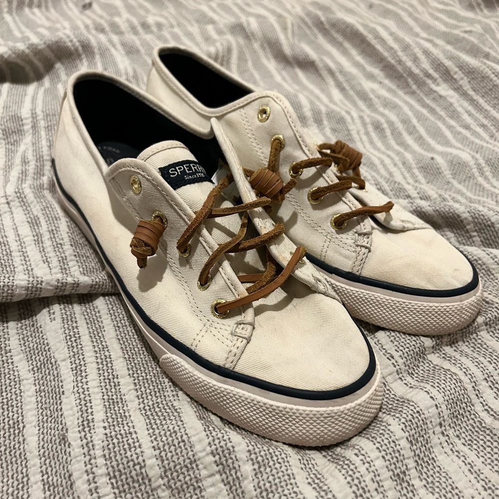 Sperry Sneakers